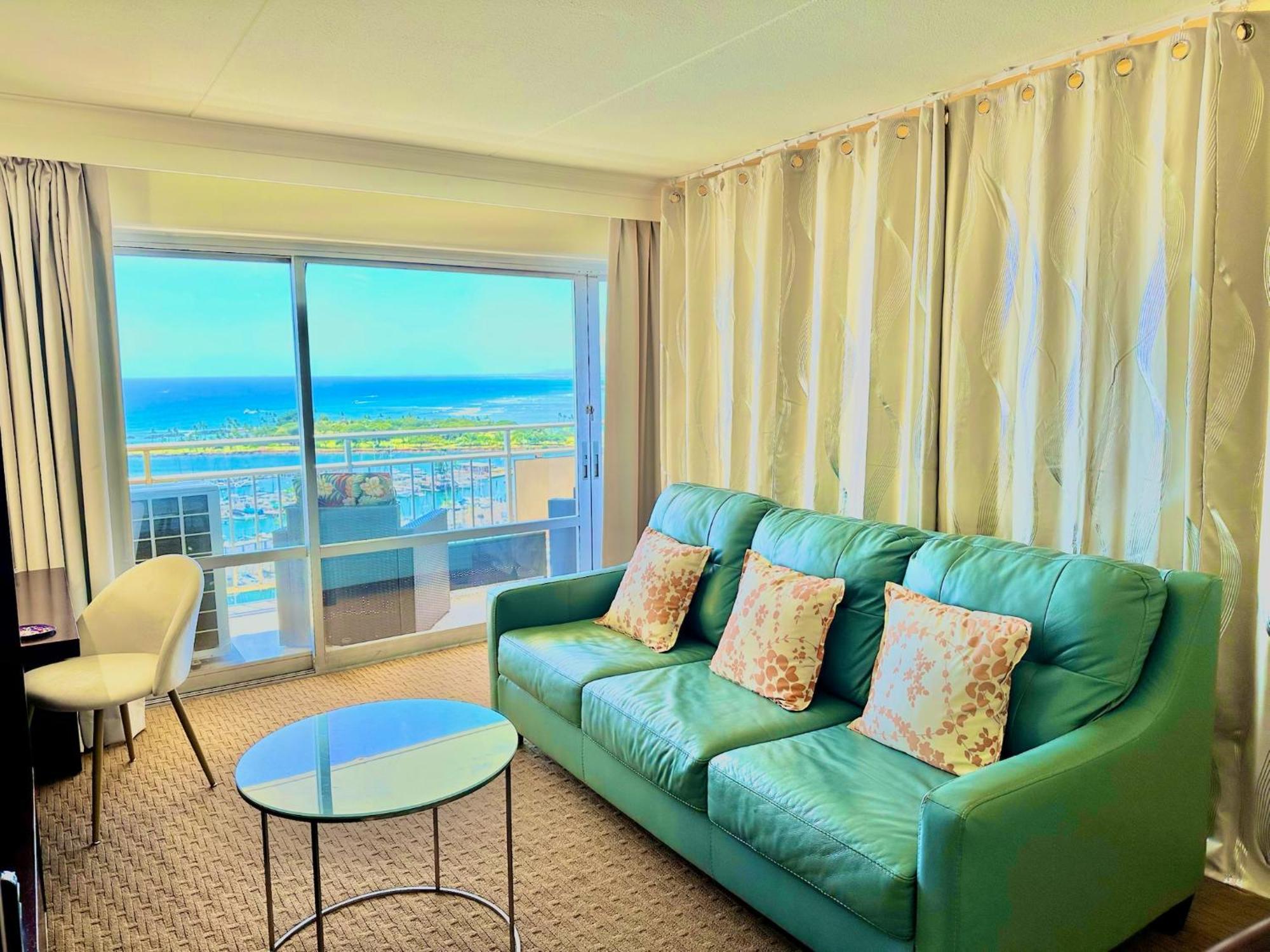 Waikiki Beach Experience! Luxury Oceanview Suite! Honolulu Exterior photo