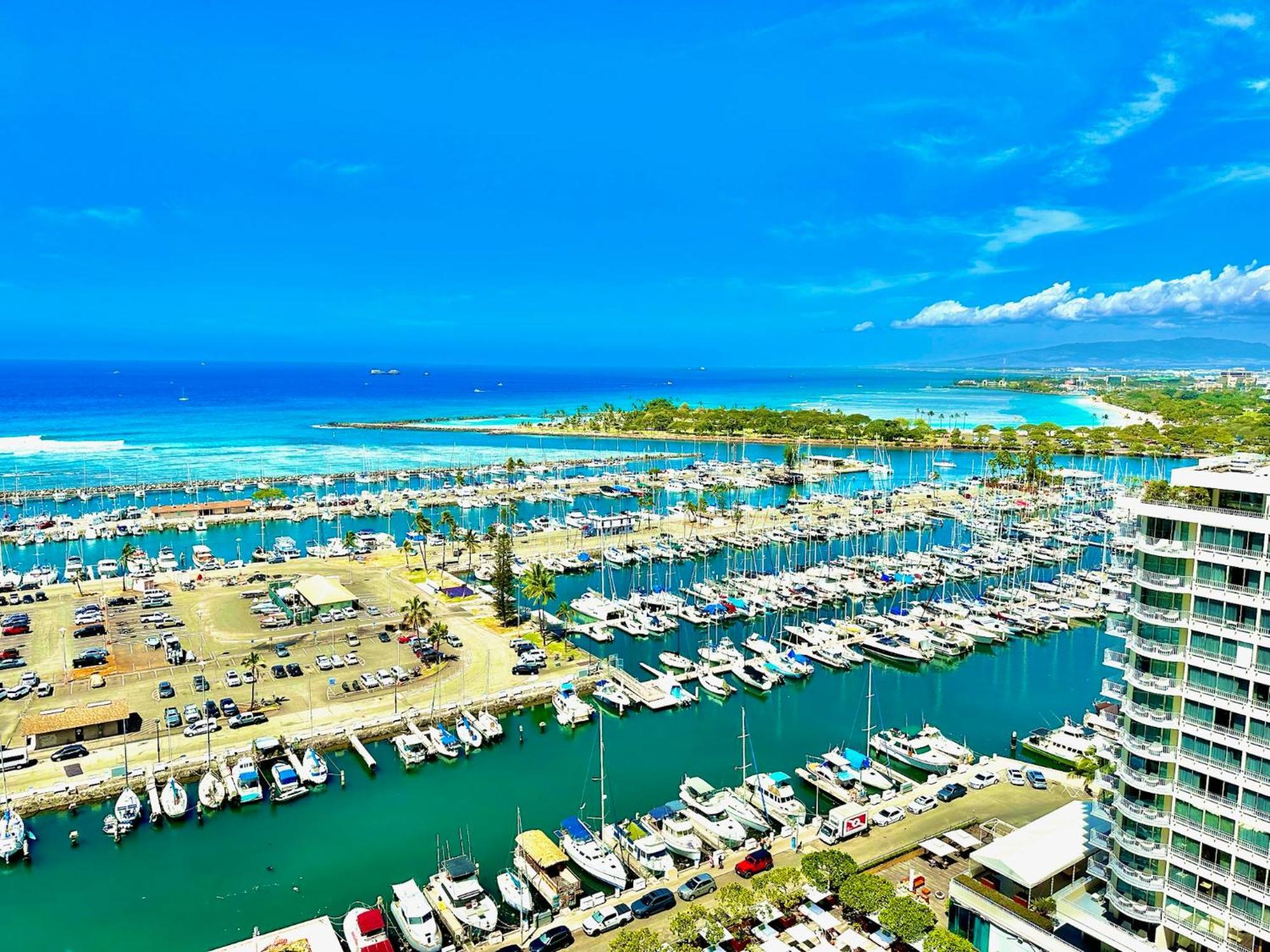 Waikiki Beach Experience! Luxury Oceanview Suite! Honolulu Exterior photo