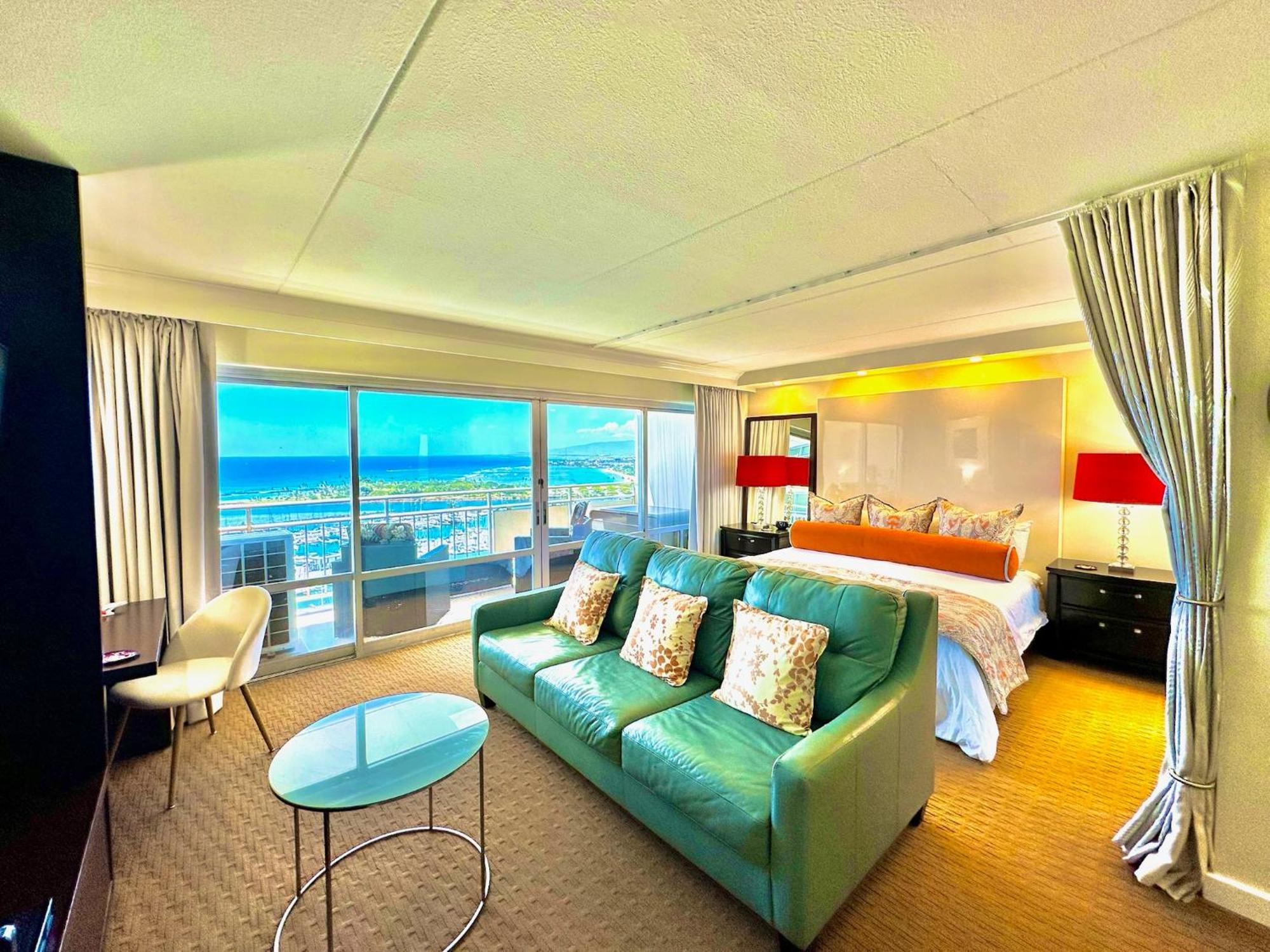 Waikiki Beach Experience! Luxury Oceanview Suite! Honolulu Exterior photo
