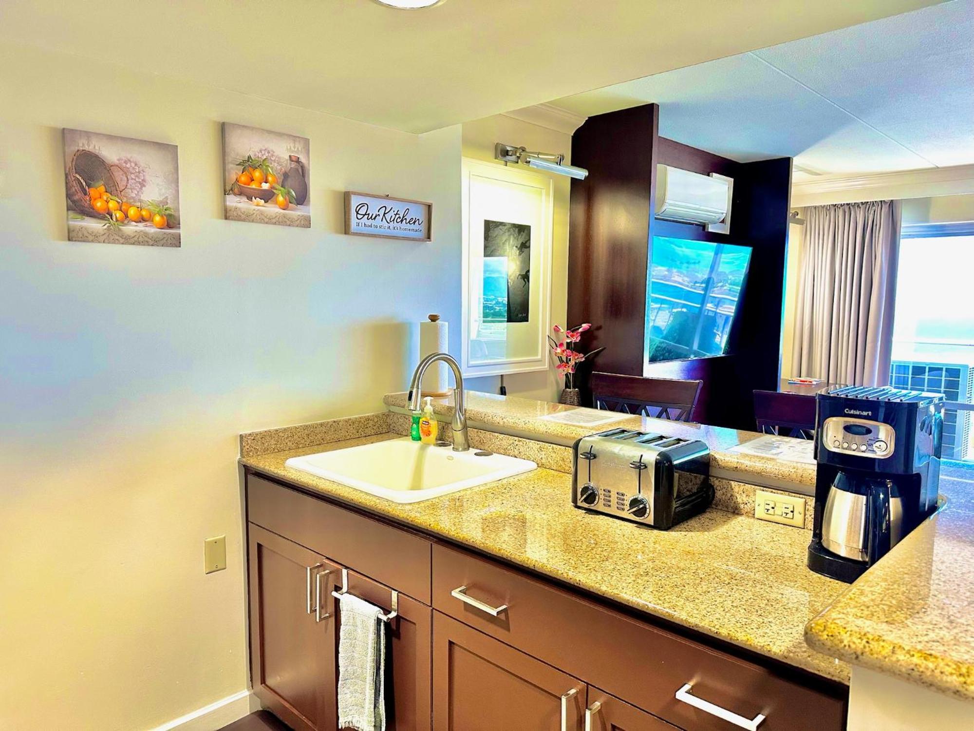 Waikiki Beach Experience! Luxury Oceanview Suite! Honolulu Exterior photo
